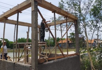 Keamanan dan ketertiban di wilayab Kec Cibuaya merupakan tanggung jawab bersama. Hal ini di tunjukan dari warga masyarakat untuk membuat Poskamling pada kegiatan Pra TMMD ke 110, Rabu (24/2/2021) 