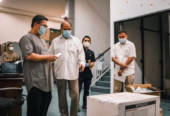Pemko Tebing Tinggi Tinjau Pendistribusian Vaksin Covid-19 di Medan