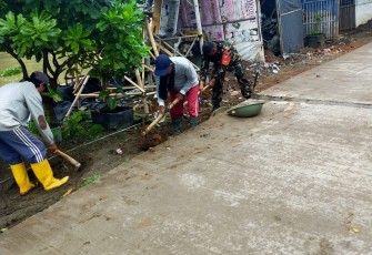 Pembangunan Turap Jalan