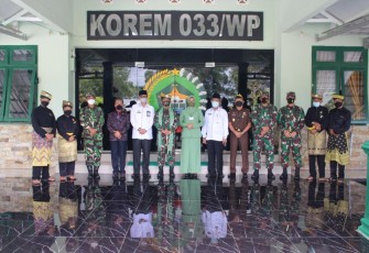 Pangdam I/BB :Beri Pengarahan Kepada Prajurit dan Persit Korem 033/WP
