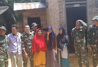 Ali Sahbana Ritonga Bersama Isteri Dan Anaknya Akhirnya Teteskan Air Mata Lepas Anggota Satgas