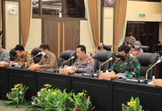 Kapolri Jenderal Polisi Listyo Sigit Prabowo pimpin Rapat Koordinasi (Rakor) lintas sektoral kesiapan menghadapi Idul Fitri 1442 Hijriah atau 2021
