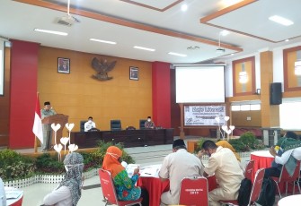 Walikota Santoso Buka Kafe Literasi (foto : Faisal NR / Klikwarta.com) 