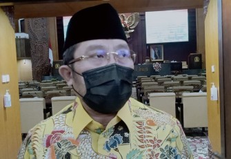 Ketua DPRD Jatim Sahat Tua Simanjuntak