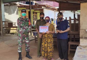 Ringankan Beban Ekonomi Warga Ditengah Pandemi, Kopda Suhermanto Kawal Penyaluran BLT