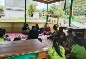 Babinsa Embaloh Hulu Hadiri Pelatihan Kader Posyandu