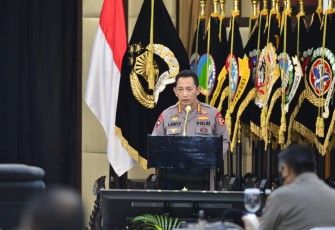 Kapolri Jenderal Listyo Sigit Prabowo membuka Rapat Kerja Teknis (Rakernis) gabungan Divisi Hukum (Divkum) Polri, Divisi Humas Polri, Divisi Hubinter Polri dan Divisi Teknologi Informasi dan Komunikasi (Div TIK) Polri, di Gedung Rupatama, Jakarta Selatan, Kamis (3/6/2021). 