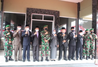 Bupati Bengkulu Tengah Hadir Dalam Peresmian Gedung Baru Makorem 041/Gamas