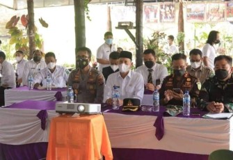 Wabup Beserta Forkopimda Pasaman Mengikuti Video Con Sumdarsin