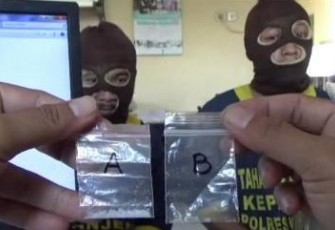 Dua Pengedar Sabu saat Diamankan Buser Satreskrim Polsek Kepanjen