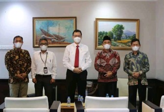 Bupati Lambar Melakukan Audiensi Untuk Menilai Perkembangan Implementasi