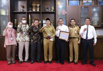 Mentri Keuangan Berikan Apresiasi Kepada Pemkab Lambar Atas Keberhasilan Menyusun Capaian WTP