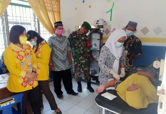 Babinsa 03/SB Siap Sukseskan Aseptor KB dan Vaksin Didaerah Binaannya
