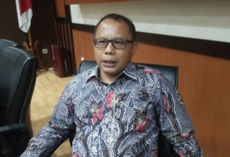 Wakil ketua Komisi E DPRD Jatim Artono menilai kenaikan UMP (Upah Minimum Propinsi) 2022 di Jatim yang hanya 1,22 persen masih termasuk wajar.
