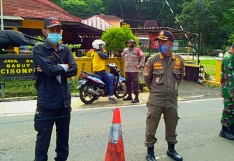 Kapolres Garut - Kapolsek Cisompet : Ops Yustisi "Infres No.6 Tahun 2020 & SE Bupati Garut No 443.2/3150.
