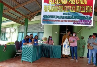 Bersama dinas kesehatan kota Bitung satgas TMMD kodim Bitung gelar kegiatan posyandu