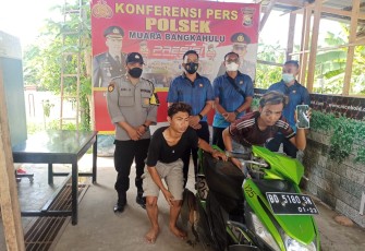2 Pemuda warga kecamatan Tanjung Agung berhasil ditangkap  Polda Bengkulu setelah terjatuh usai menjambret di kawasan Rawa Makmur Kota Bengkulu