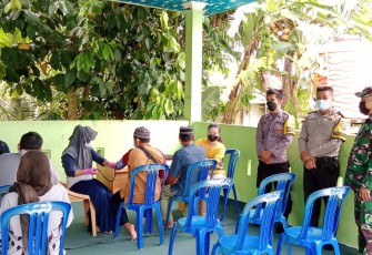 Vaksinasi untuk warga 