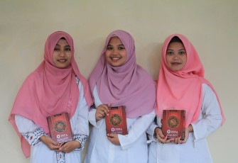 Santri Rumah Tahfidz Semarang Hadiahkan Hafalan 30 Juz untuk Pengasuh yang Telah Wafat