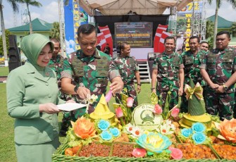  Korem 071/Wijayakusuma saat Gelar Tasyakuran HUT Ke-61 'Dari Kita Untuk Kita'