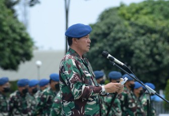 Pangkoopsud I saat Pimpin Upacara Kenaikan Pangkat 42 Personel