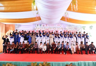 Wisuda Akbar Rumah Tahfidz se-Sumatera Barat