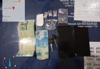 Sejumlah barang bukti saat diamankan