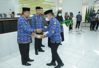 Ketua DPK Korpri Asahan saat Lantik Pengurus Korpri Unit OPD, Instansi Vertikal, BUMD dan Kecamatan se-Kabupaten