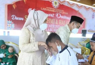 Bupati H Edimin Santuni Anak Yatim 