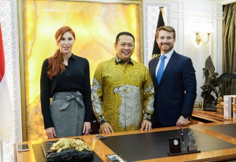 Ketua MPR RI Bamsoet saat Terima Dominique Plewes