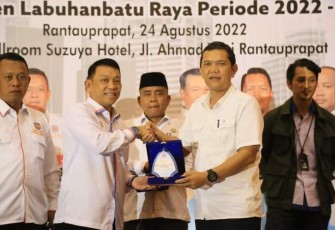 Pengurus REI Labuhanbatu dan Labuhanbatu Selatan saat Dilantik 