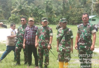 Pangdam I/BB dan rombongannya saat Tinjau Lokasi Gempa Taput