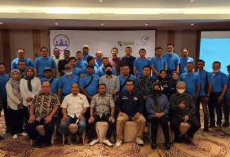 Foto bersama usai acara