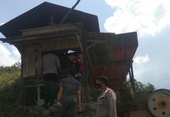 Pemeriksaan sekitar lokasi pagi hari Selasa (05/04).