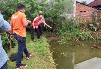Polsek Ngunut bersama Unit Inafis Polres Tulungagung melakukan olah TKP