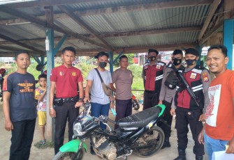 Motor FU tanpa Nopol terparkir di parkiran RSUD Mukomuko Diamankan Petugas