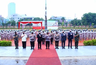 Upacara penutupan Satgas Polri pada misi pemeliharaan perdamaian PBB di UNAMID dan penganugerahan Satyalancana Bhakti Buana kepada Satgas Garbha II FPU 12 UNAMID