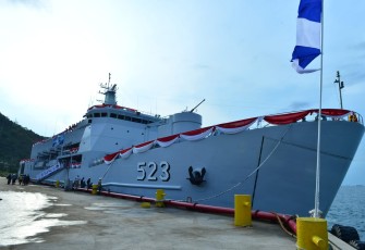 Kasal Resmikan  KRI Teluk Palu - 523