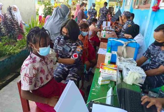 Koarmada III Terus Sukseskan Vaksinasi Covid-19 Pada Anak di Papua Barat