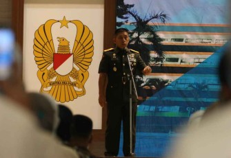 Pangdam Hasanuddin Hadiri Sharing Komunikasi dan Motivasi Prajurit dan PNS