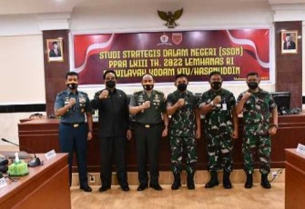 Pangdam Hasanuddin Terima Siswa Studi Strategis Dalam Negeri PPRA LX III Lemhannas RI Tahun 2022