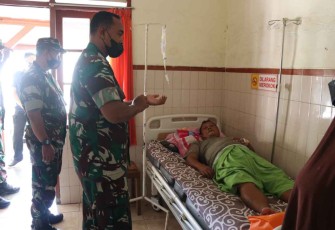 Jenguk Anggotanya Sakit, Dandim 0805/Ngawi Beri Support dan Motivasi