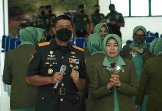 Pangdivif 2 Kostrad Hadiri Peringatan HUT ke-76 Persit KCK Koorcab Divif 2 PG Kostrad