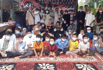 Buka Puasa Bersama dan Santuni Anak Yatim