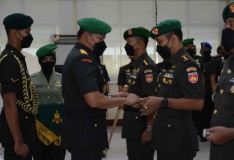 Pangdam IV/Dip pimpin sertijab Danrem 073/Mkt
