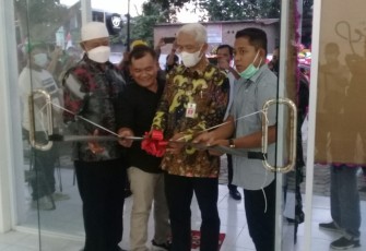Peresmian kedai kopi Jogse, oleh Plt. Asisten I Sekdakab Klaten Bidang Pemerintahan dan Kesejahteraan Sosial, Joko Purwanto, Senin (25/4/2022), Sore 