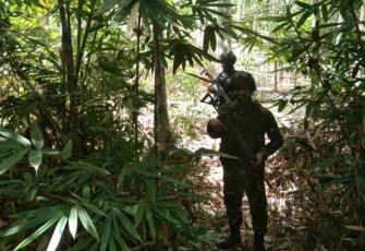 Patroli keamanan cegah kegiatan Illegal di perbatasan. Selasa (10/05/2022)