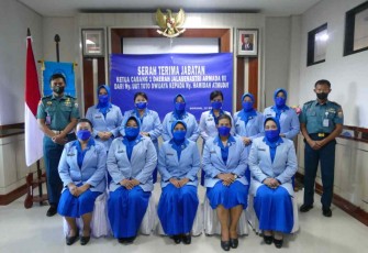 Foto bersama usai sertijab ketua cabang 1 DJA III di Mako Koarmada III. Kamis (12/05/2022)
