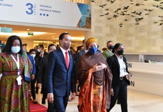 Presiden Joko Widodo bersama Deputi Sekertaris Jenderal PBB 