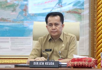 Dirjen Bina Keuda Agus Fatoni saat rakor percepatan realisasi APBD tahun 2022 bersama Pemda secara virtual di Jakarta 